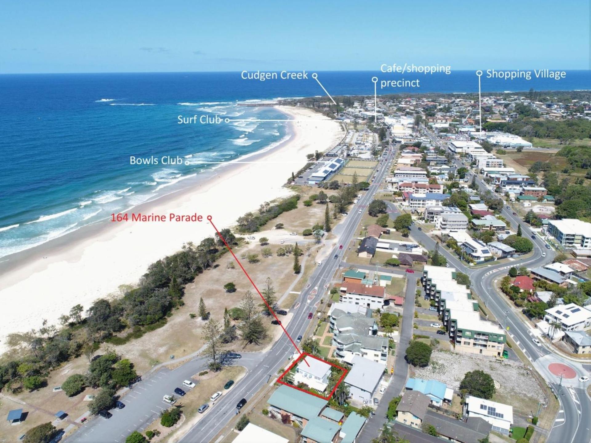 Holiday home Oceanfront House On Marine Parade *