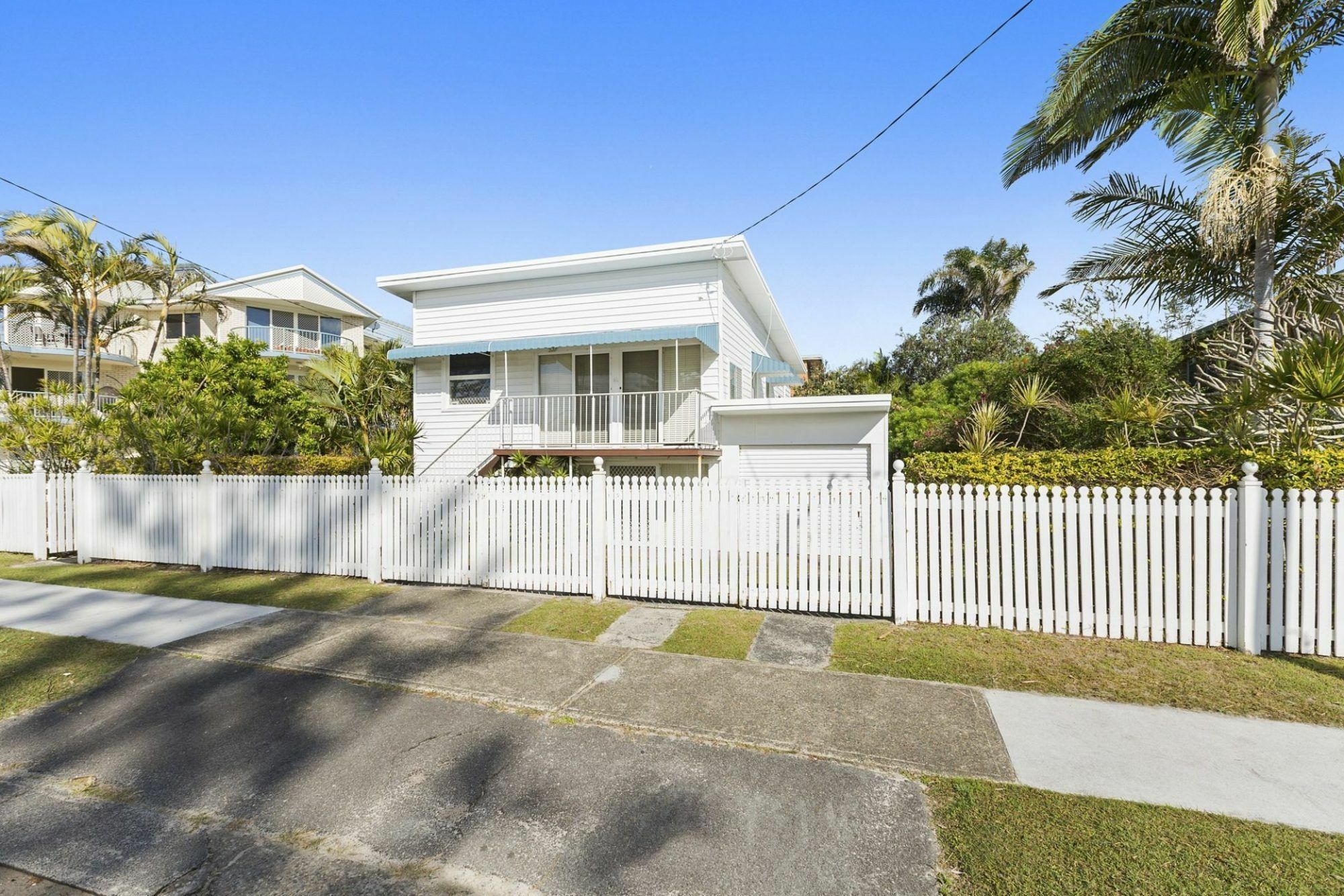 Oceanfront House On Marine Parade Holiday home *