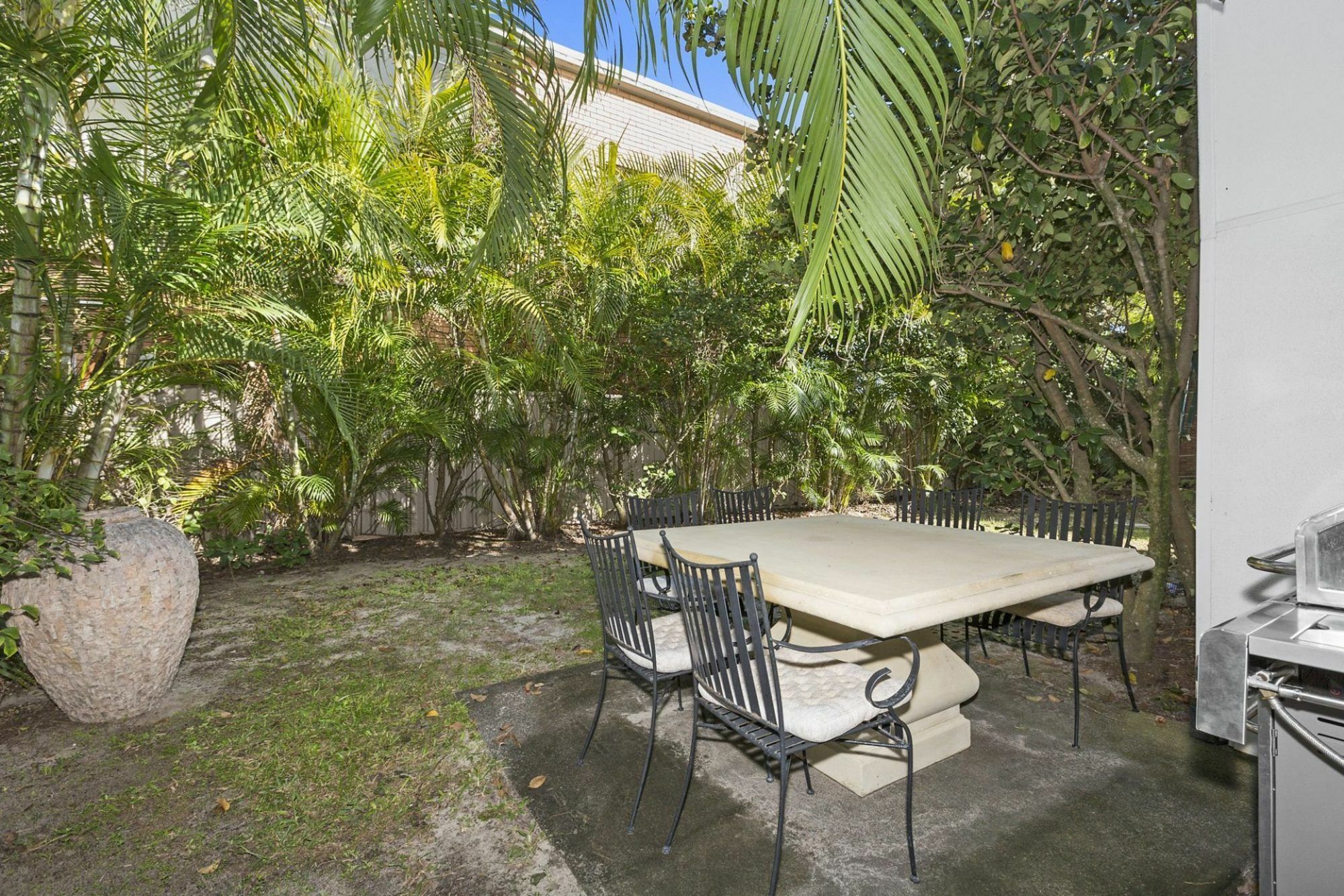 Oceanfront House On Marine Parade * Kingscliff